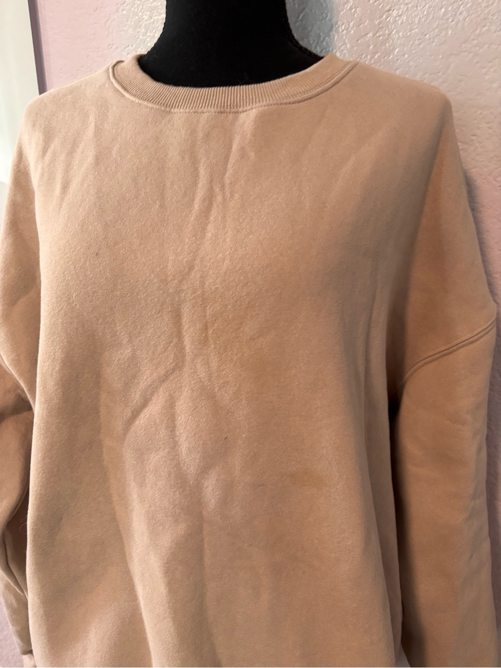 Sweatshirt size large - Picture 2 of 6